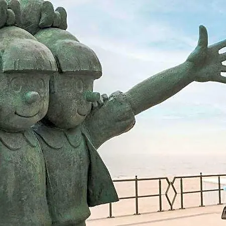 With Beautiful Sea-view Hotel Middelkerke